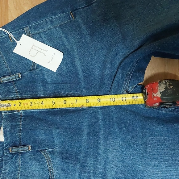 Pilcro Relaxed Barrel Jeans Size 28 - Picture 7 of 10